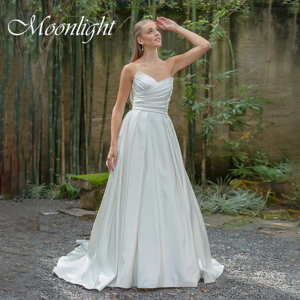 Classic Pleat V-Neck Satin A-Line Wedding Dress Women 2026 Open Back Sleeveless Buttons Bridal Gown Vestidos De Novia Customized
Classic Pleat V-Neck Satin A-Line Wedding Dress Women 2026 Open Back Sleeveless Buttons Bridal Gown Vestidos De Novia Customized