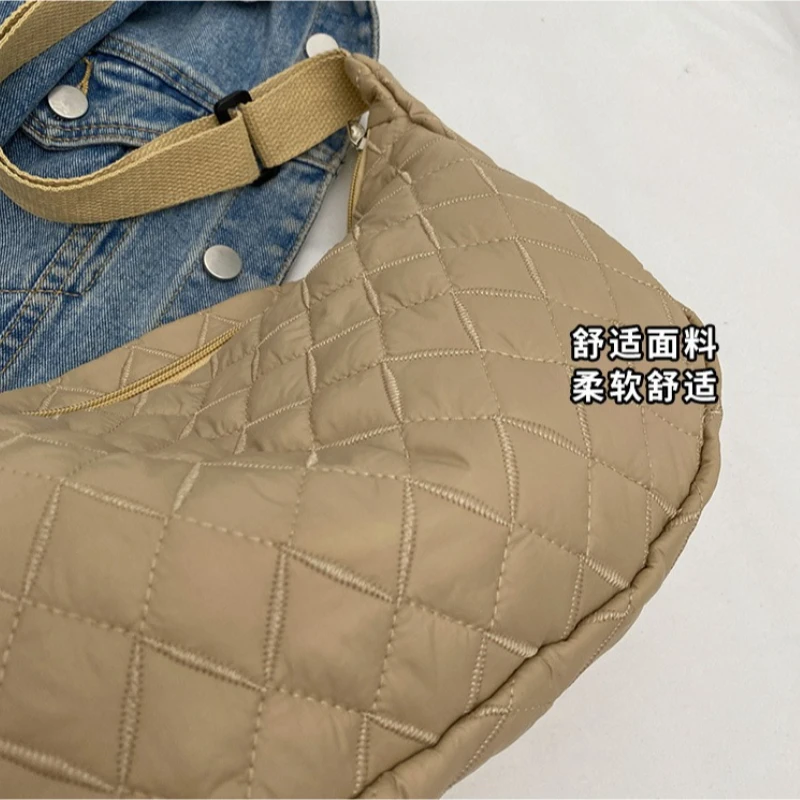 Spring Grid Dumpling Bag Women Crossbody Shoulder Bag ins Design Casual Daily Use Purse
Spring Grid Dumpling Bag Women Crossbody Shoulder Bag ins Design Casual Daily Use Purse