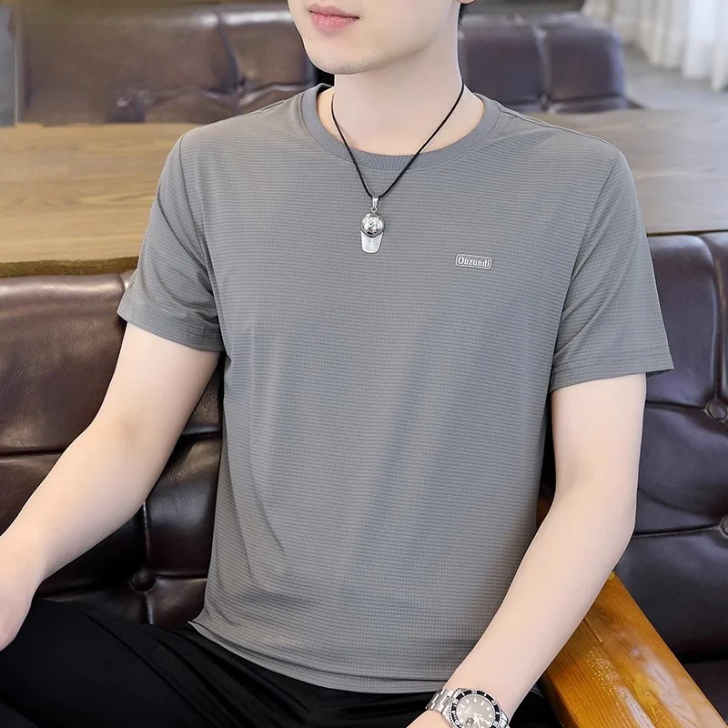 Новая мужская футболка из ледяного шелка 2026 года: легкая, дышащая, быстросохнущая, для спорта и повседневной носки, для лета, бизнеса и ежедневного использования
Новая мужская футболка из ледяного шелка 2026 года: легкая, дышащая, быстросохнущая, для спорта и повседневной носки, для лета, бизнеса и ежедневного использования