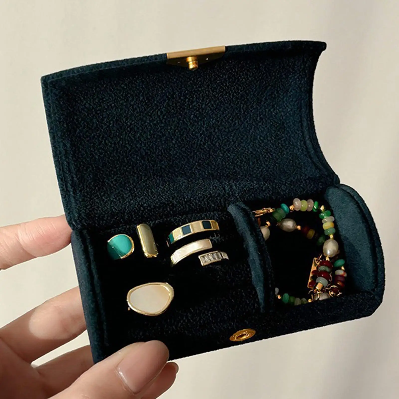 Jewelry Box Treasure Box Desktop Portable Jewelry Storage Organizer for Necklaces Pendant Charms Bracelets Stud Earrings Rings
Jewelry Box Treasure Box Desktop Portable Jewelry Storage Organizer for Necklaces Pendant Charms Bracelets Stud Earrings Rings