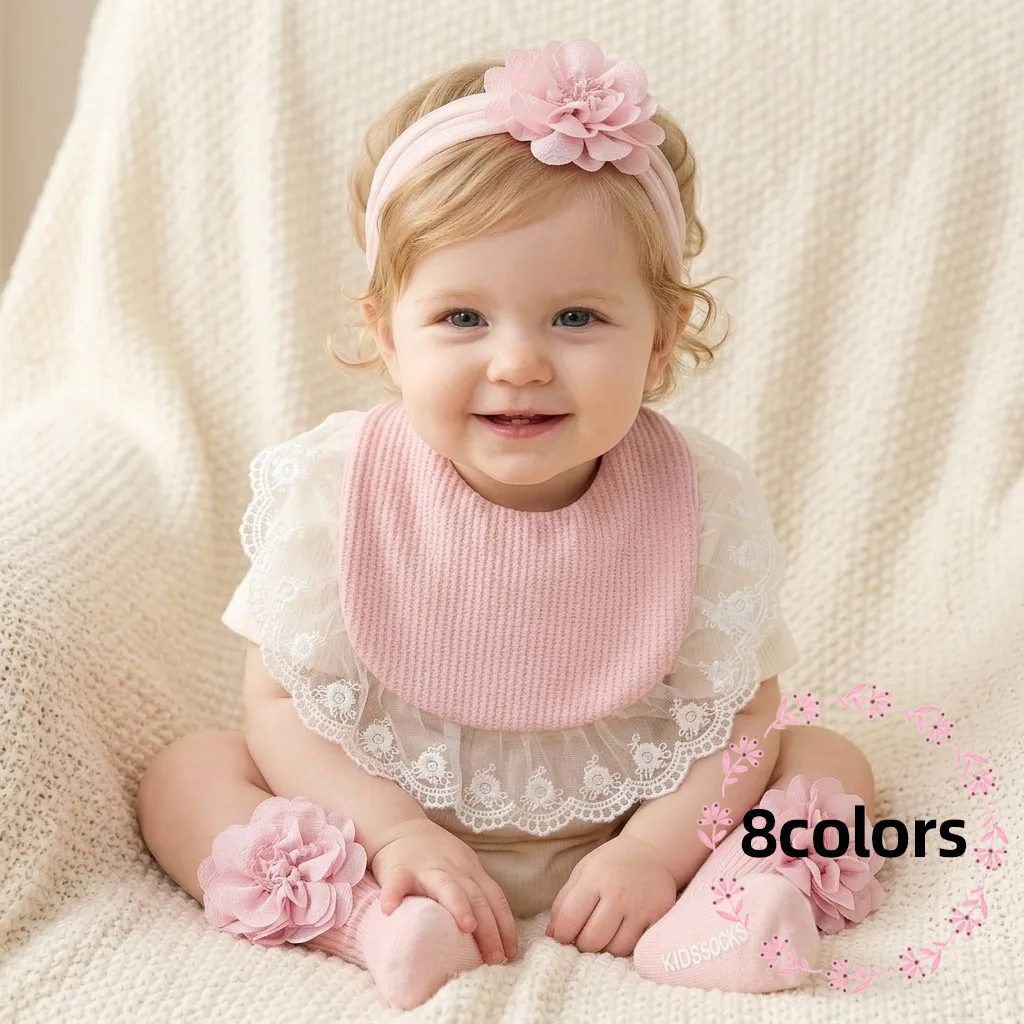 Baby Flower Headband, Bib, and Socks Three-Piece Set, Lace-Trimmed Baby Outfit, Full-Moon Photo Gift Accessories
Baby Flower Headband, Bib, and Socks Three-Piece Set, Lace-Trimmed Baby Outfit, Full-Moon Photo Gift Accessories