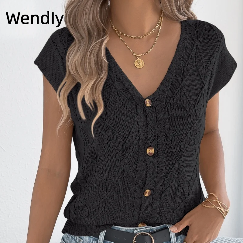 2026 Summer Women Hollow Out Knitted Vest Sleeveless V-neck Single Breasted Casual Knitted Pullover Tops Fashion Streetwear Vest
2026 Summer Women Hollow Out Knitted Vest Sleeveless V-neck Single Breasted Casual Knitted Pullover Tops Fashion Streetwear Vest
