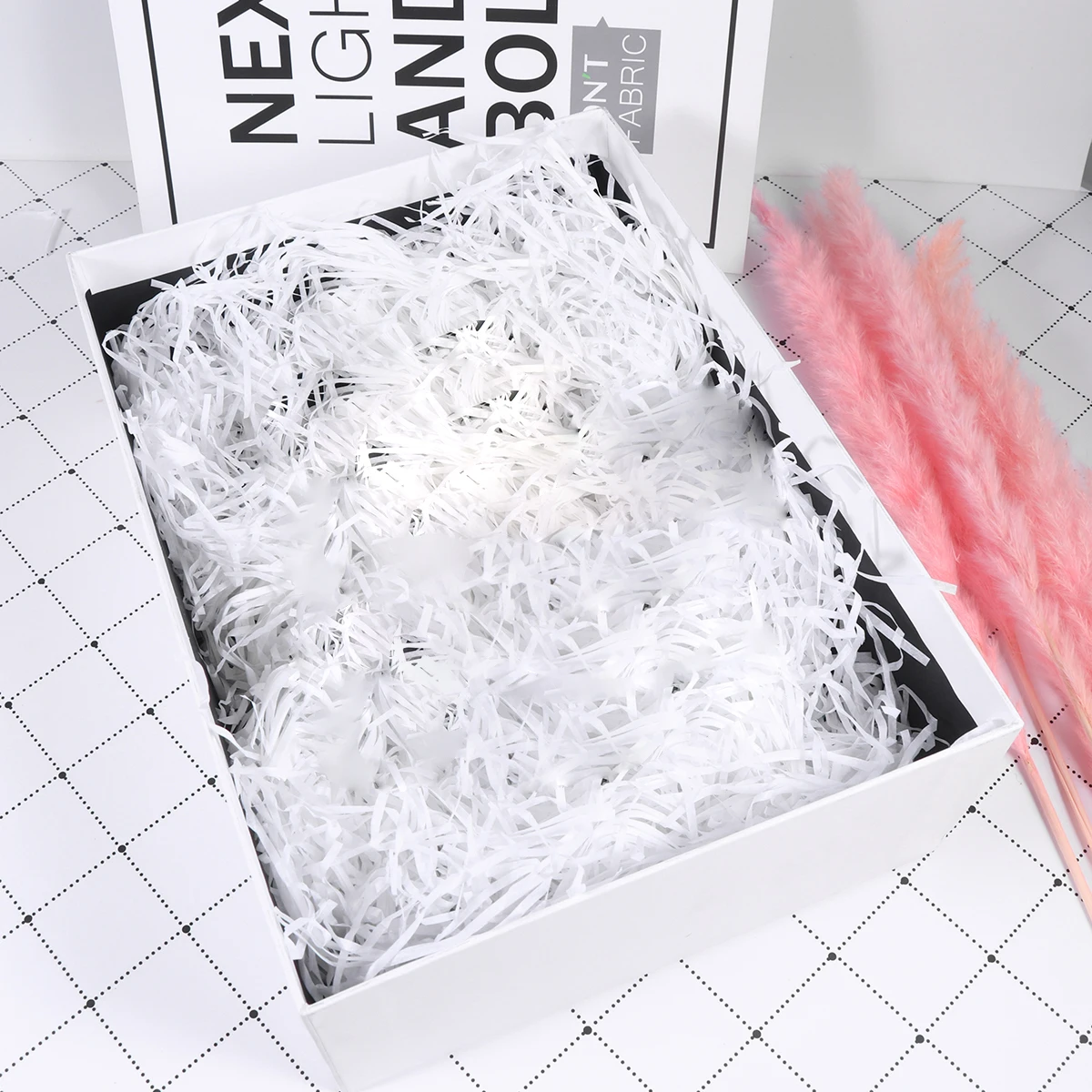 100G Shredded Paper Gift Box Fillers Eco Friendly Party Supplies Birthday Wedding Packaging Accessories
100G Shredded Paper Gift Box Fillers Eco Friendly Party Supplies Birthday Wedding Packaging Accessories