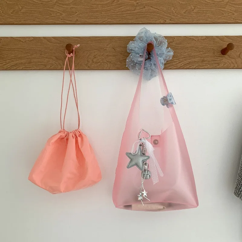 Summer New Matte TPU Jelly Bag Fashionable, Large Capacity Transparent Tote Bag Seaside Travel Beach Single Shoulder Bag 2026
Summer New Matte TPU Jelly Bag Fashionable, Large Capacity Transparent Tote Bag Seaside Travel Beach Single Shoulder Bag 2026
