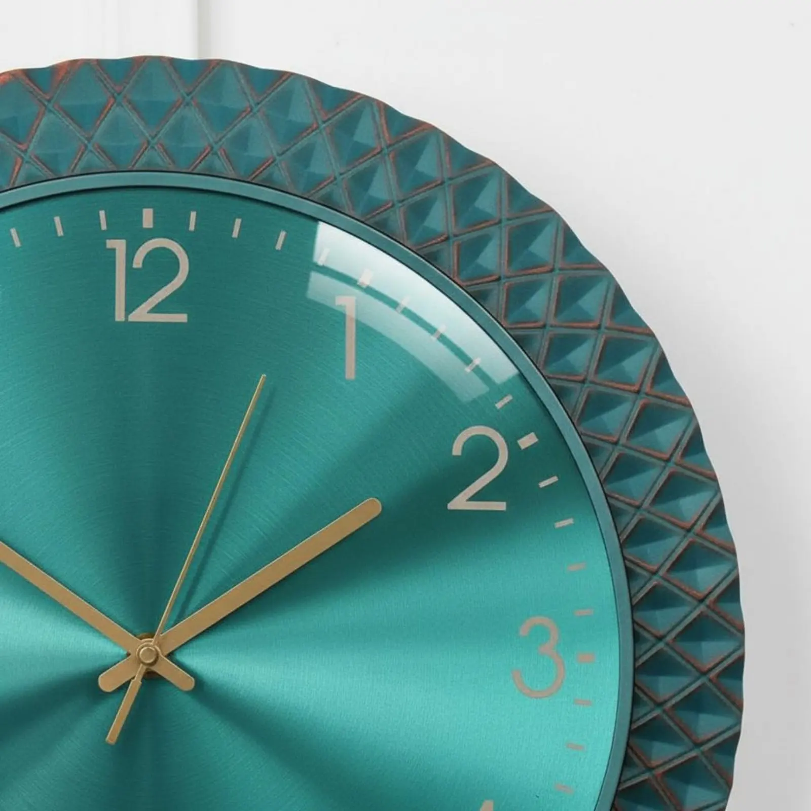 Retro Wall Timepiece Easy to Read Noiseless Quartz Timepiece Home Decor for Living Room, Office
Retro Wall Timepiece Easy to Read Noiseless Quartz Timepiece Home Decor for Living Room, Office