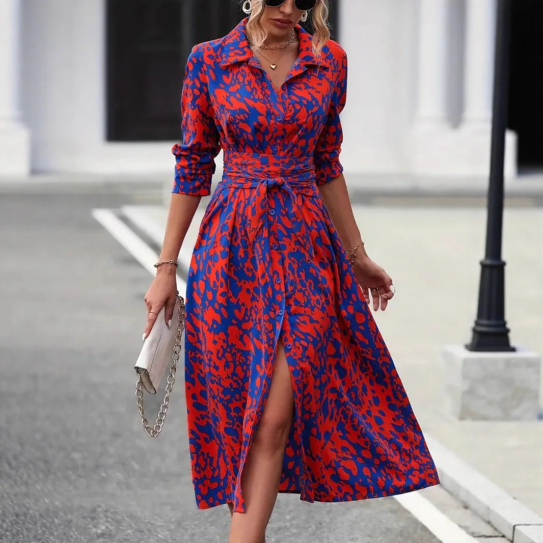 Платье А-образной формы с длинными рукавами и принтом на пуговицах на все тело
Платье А-образной формы с длинными рукавами и принтом на пуговицах на все тело