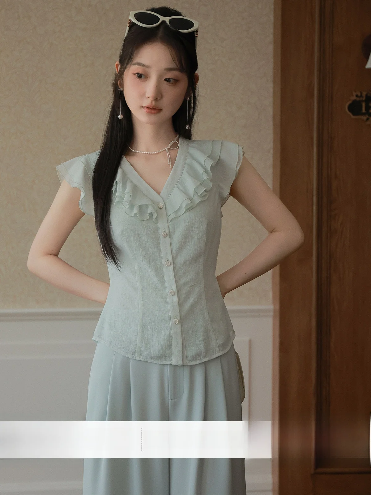 Miss Squirrel Mint Tea Vintage Slimming Shirt Stylish Small Fly Sleeve Elegant Commuting Feel Top Polyester Fiber UV Protecti...
Miss Squirrel Mint Tea Vintage Slimming Shirt Stylish Small Fly Sleeve Elegant Commuting Feel Top Polyester Fiber UV Protecti...
