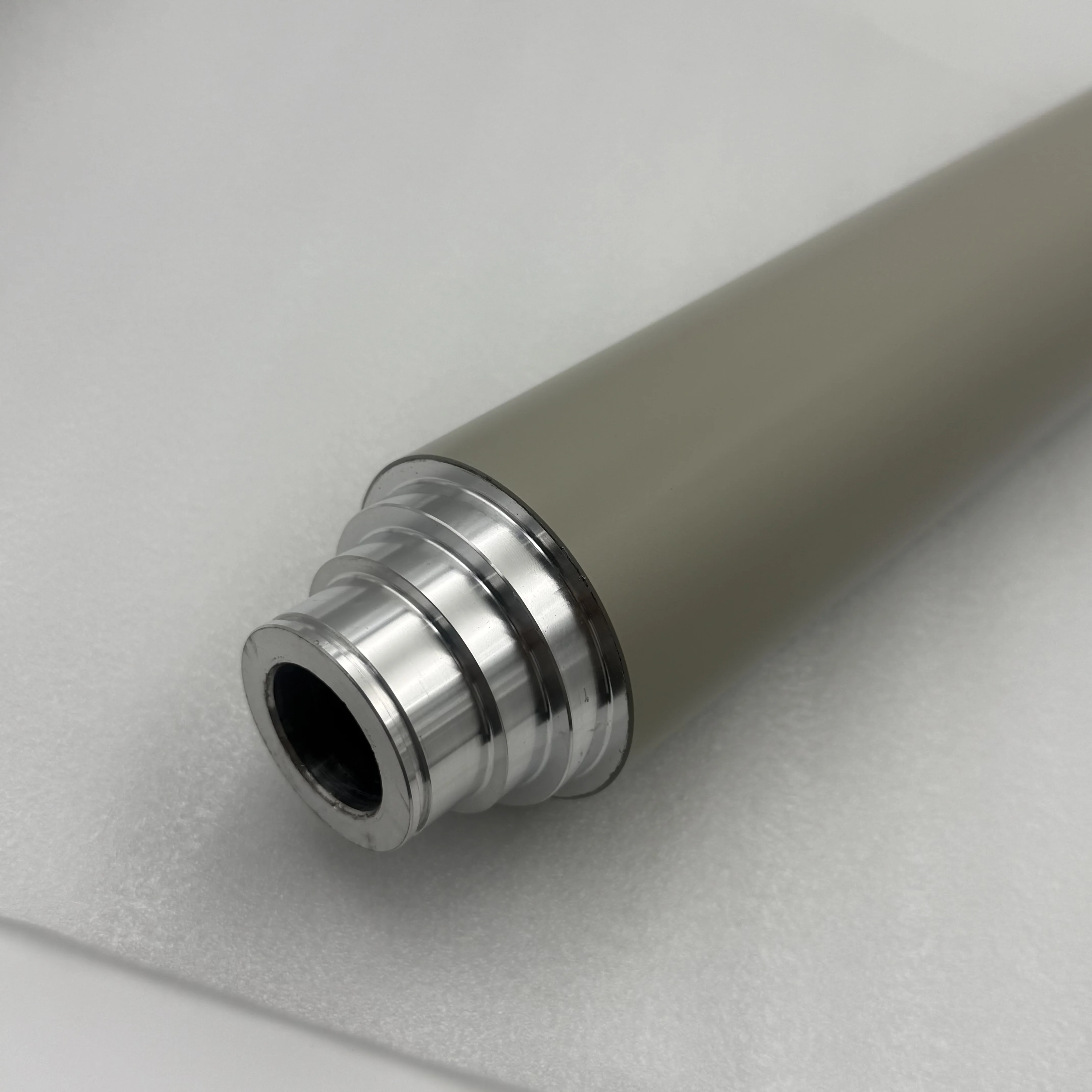 1pcs 604K67480 High Quality 4110 Upper Fuser Heat Roller for Xerox 4110 4112 4127 4590 4595 9000 1100 D95 D125 D110
1pcs 604K67480 High Quality 4110 Upper Fuser Heat Roller for Xerox 4110 4112 4127 4590 4595 9000 1100 D95 D125 D110