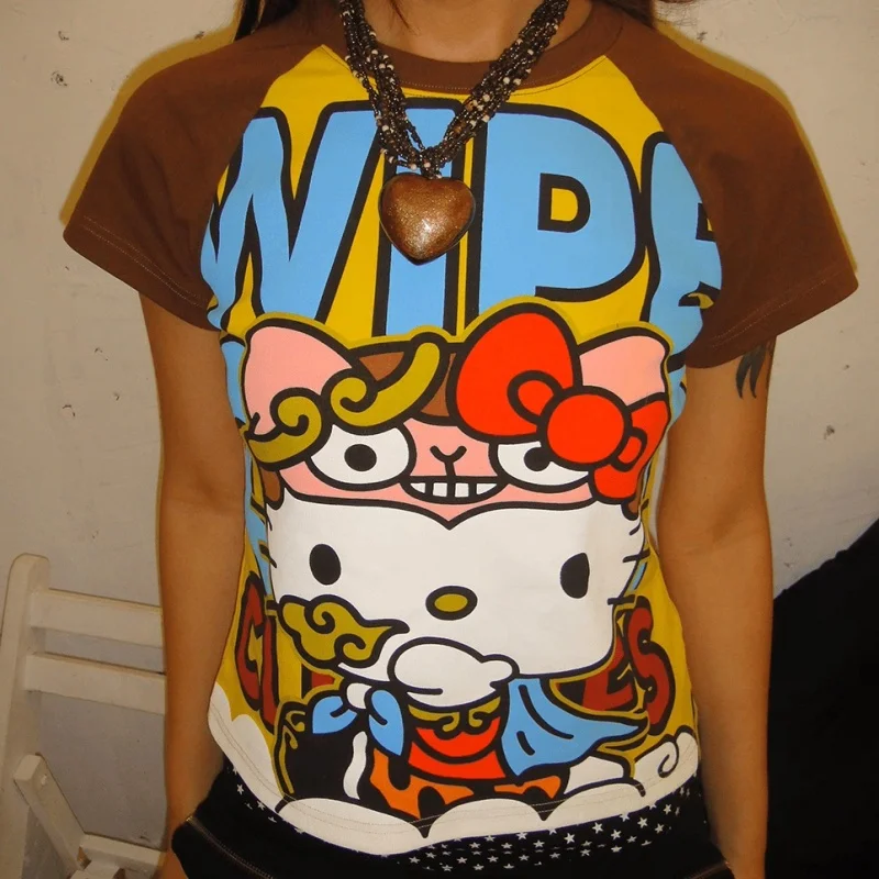 Sanrio Hello Kitty Anime Fashion Short Tops Y2k Summer Cute Tees Cartoon Printed High Street Gothic Short Sleeve T-Shirts Girl
Sanrio Hello Kitty Anime Fashion Short Tops Y2k Summer Cute Tees Cartoon Printed High Street Gothic Short Sleeve T-Shirts Girl