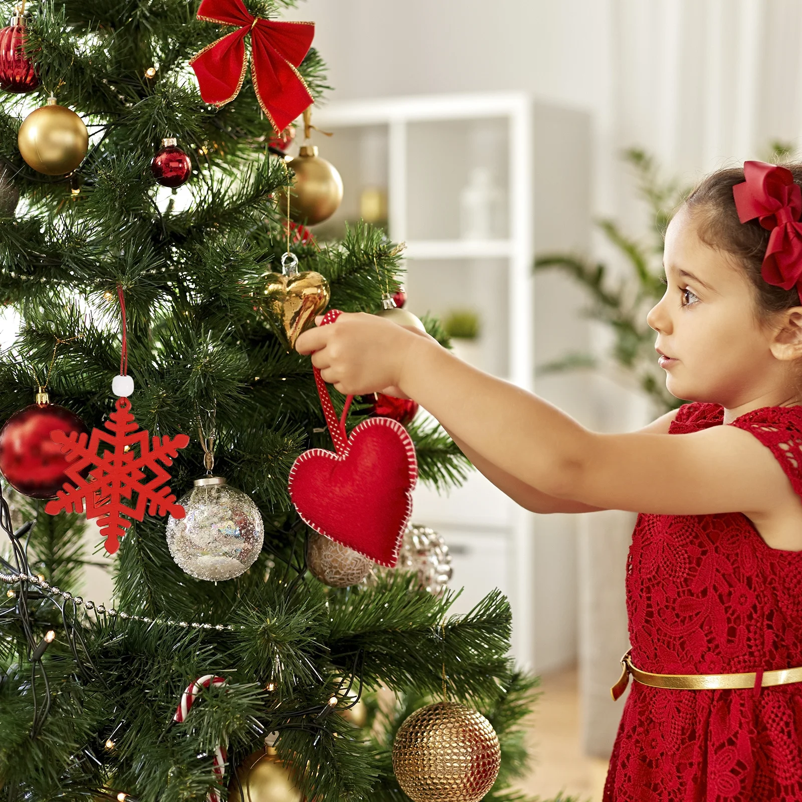 6Pcs Christmas Snowflake Pendant Shatterproof Party Snowflake Ornament for Indoor Outdoor Xmas Accessory Holiday Display
6Pcs Christmas Snowflake Pendant Shatterproof Party Snowflake Ornament for Indoor Outdoor Xmas Accessory Holiday Display