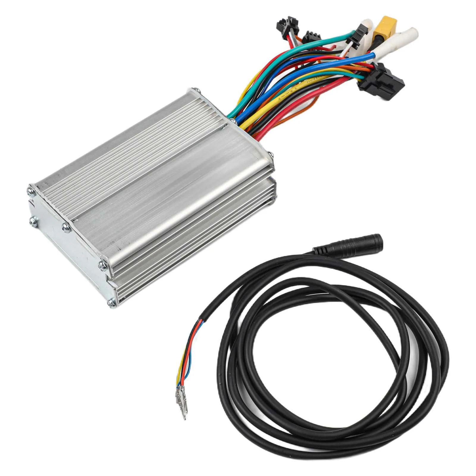 Контроллер из алюминиевого сплава, 1000 Вт, бесщеточный контроллер, длина кабеля 1450 мм, бесщеточный кабель контроллера, точная конструкция проводки
Контроллер из алюминиевого сплава, 1000 Вт, бесщеточный контроллер, длина кабеля 1450 мм, бесщеточный кабель контроллера, точная конструкция проводки