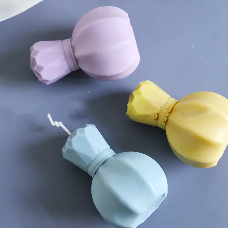 3D Vase Silicone Soap Mold Fondant Silicone Mold Dessert Moon Cake Mold DIY Handmade Soap Mold Epoxy Resin Molds Soap Making
3D Vase Silicone Soap Mold Fondant Silicone Mold Dessert Moon Cake Mold DIY Handmade Soap Mold Epoxy Resin Molds Soap Making