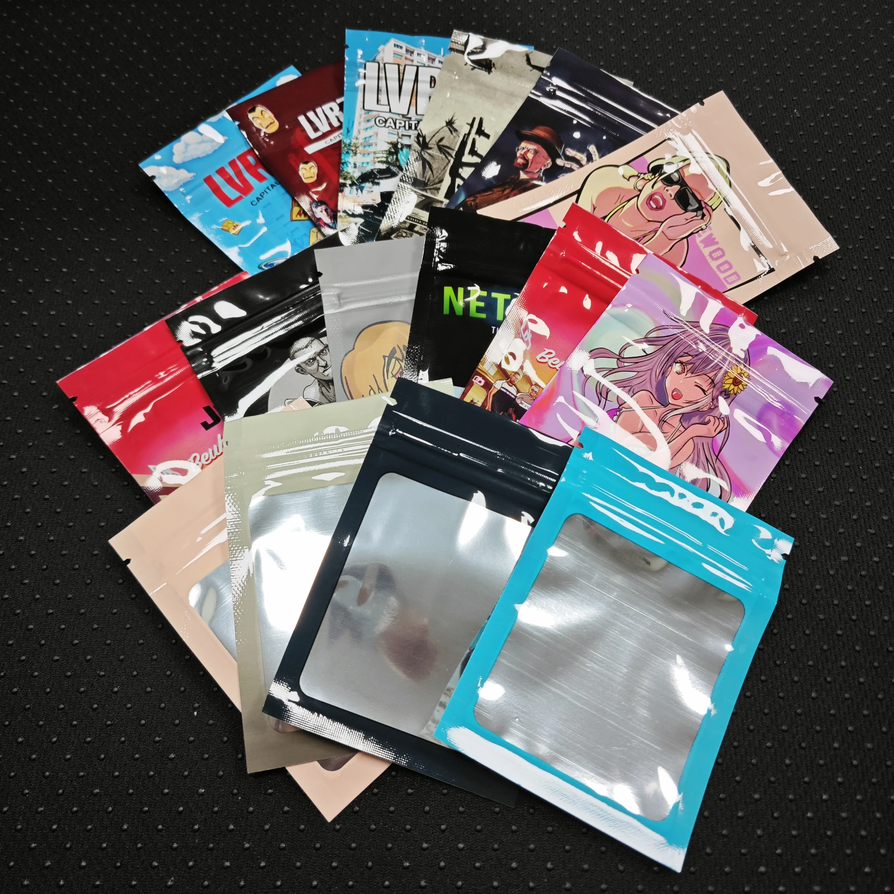 7*10cm Mini Zip Lock Pouches 1g Candy Cookies Packaging Bag Reusable Smell Proof Plastic Bags Food Storage Small Mylar Pouches
7*10cm Mini Zip Lock Pouches 1g Candy Cookies Packaging Bag Reusable Smell Proof Plastic Bags Food Storage Small Mylar Pouches