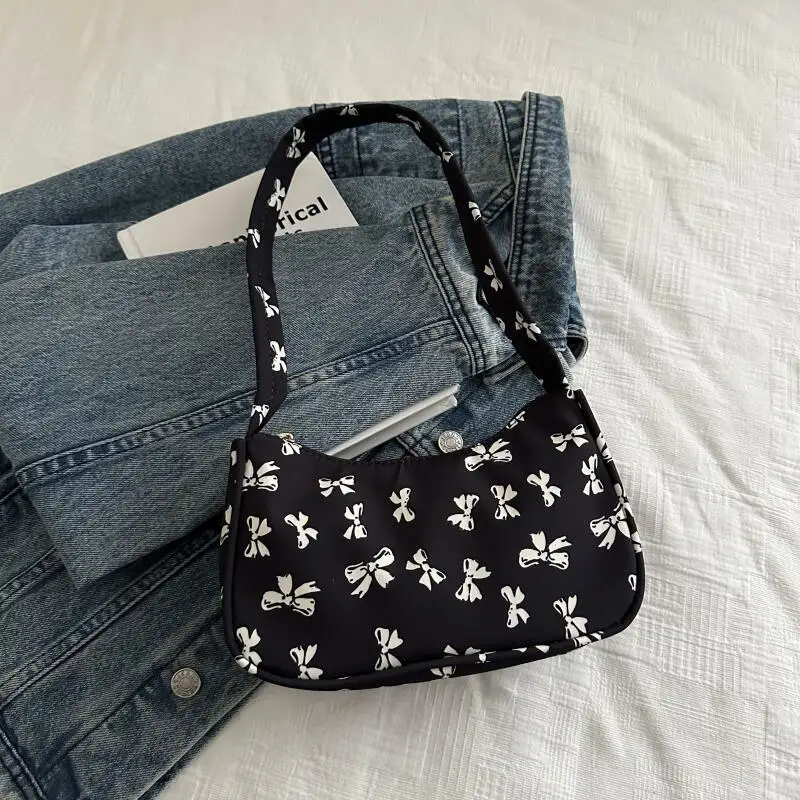Floral Canvas Bag Versatile Butterfly Design underarm bag Vintage Design Tote Bag Sweet Women's shoulder Pouch Girl Tote Handbag
Floral Canvas Bag Versatile Butterfly Design underarm bag Vintage Design Tote Bag Sweet Women's shoulder Pouch Girl Tote Handbag