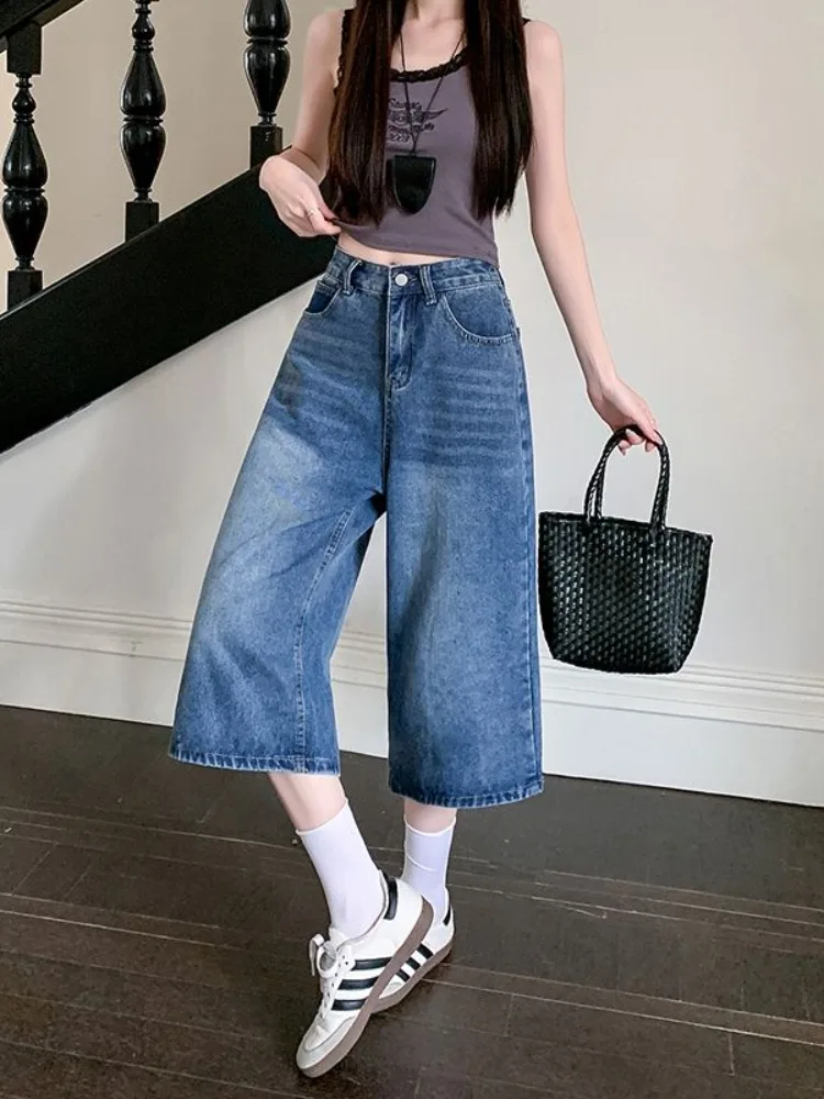 Retro Style Blue Washed Loose Women's Jeans High Waist Straight Leg Pants Summer Casual High Waist Loose Fit Blue Jeans
Retro Style Blue Washed Loose Women's Jeans High Waist Straight Leg Pants Summer Casual High Waist Loose Fit Blue Jeans