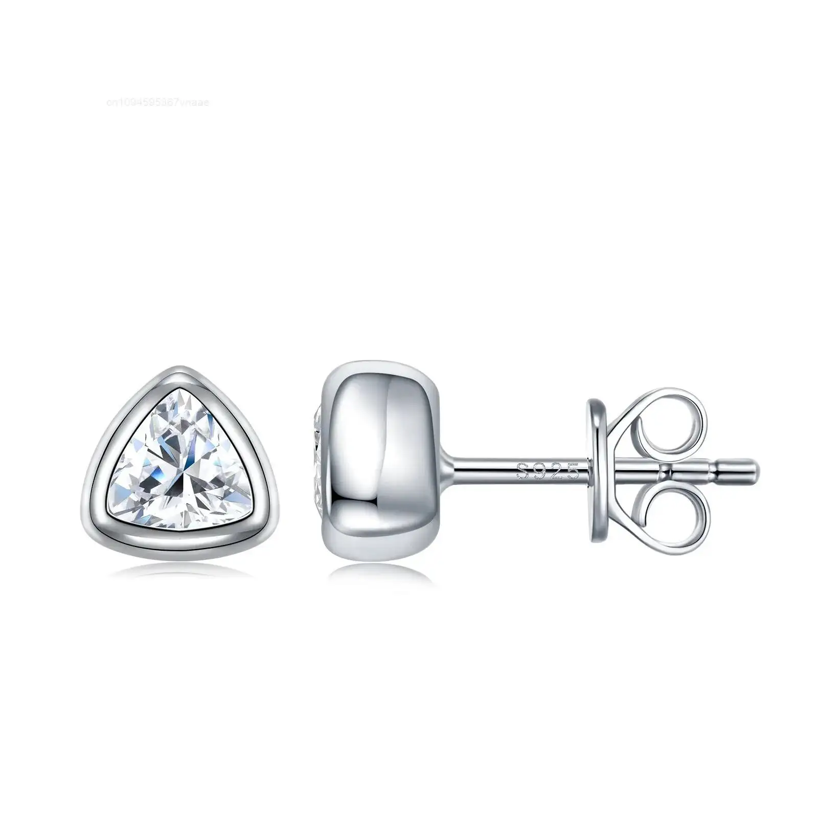Exquisite and Versatile Silver Earrings, Non-fading, Temperamental Moissanite Earrings, Earrings Wholesale Hot Sale
Exquisite and Versatile Silver Earrings, Non-fading, Temperamental Moissanite Earrings, Earrings Wholesale Hot Sale