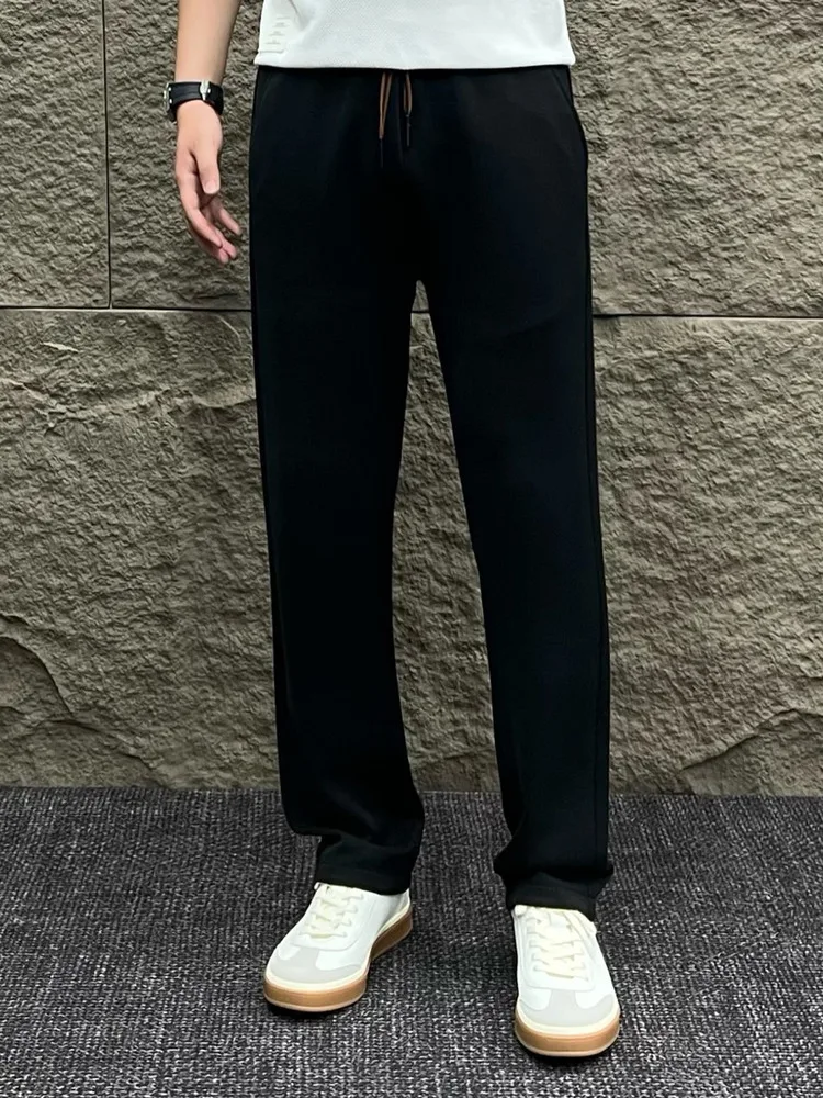 Мужские комфортные свободные брюки прямого кроя для осени и зимы, повседневные спортивные брюки класса люкс, длинные брюки из премиальной драпированной ткани
Мужские комфортные свободные брюки прямого кроя для осени и зимы, повседневные спортивные брюки класса люкс, длинные брюки из премиальной драпированной ткани