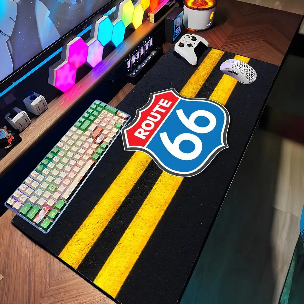 Коврик для мыши Route 66, большой резиновый коврик для настольного компьютера, игровой коврик для мыши, коврик для ноутбука, стола, XXL, нескользящий коврик для компьютерной клавиатуры и мыши
Коврик для мыши Route 66, большой резиновый коврик для настольного компьютера, игровой коврик для мыши, коврик для ноутбука, стола, XXL, нескользящий коврик для компьютерной клавиатуры и мыши