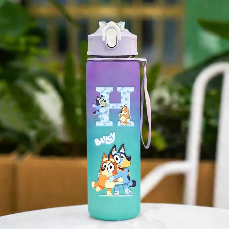 Cute Blueys Letter A-Z Gradient Water Bottle 750ml Kids Drinking Straw Cup Boy Girl Cartoon Outdoor Sport Drop-Resistant Bottles
Cute Blueys Letter A-Z Gradient Water Bottle 750ml Kids Drinking Straw Cup Boy Girl Cartoon Outdoor Sport Drop-Resistant Bottles