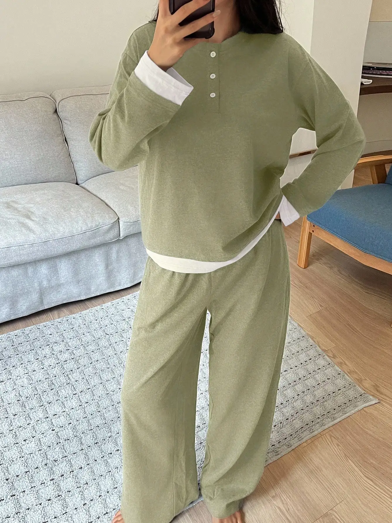 Comfortable Knit Pajama Set With Contrast Color Patchwork For Autumn Winter
Comfortable Knit Pajama Set With Contrast Color Patchwork For Autumn Winter