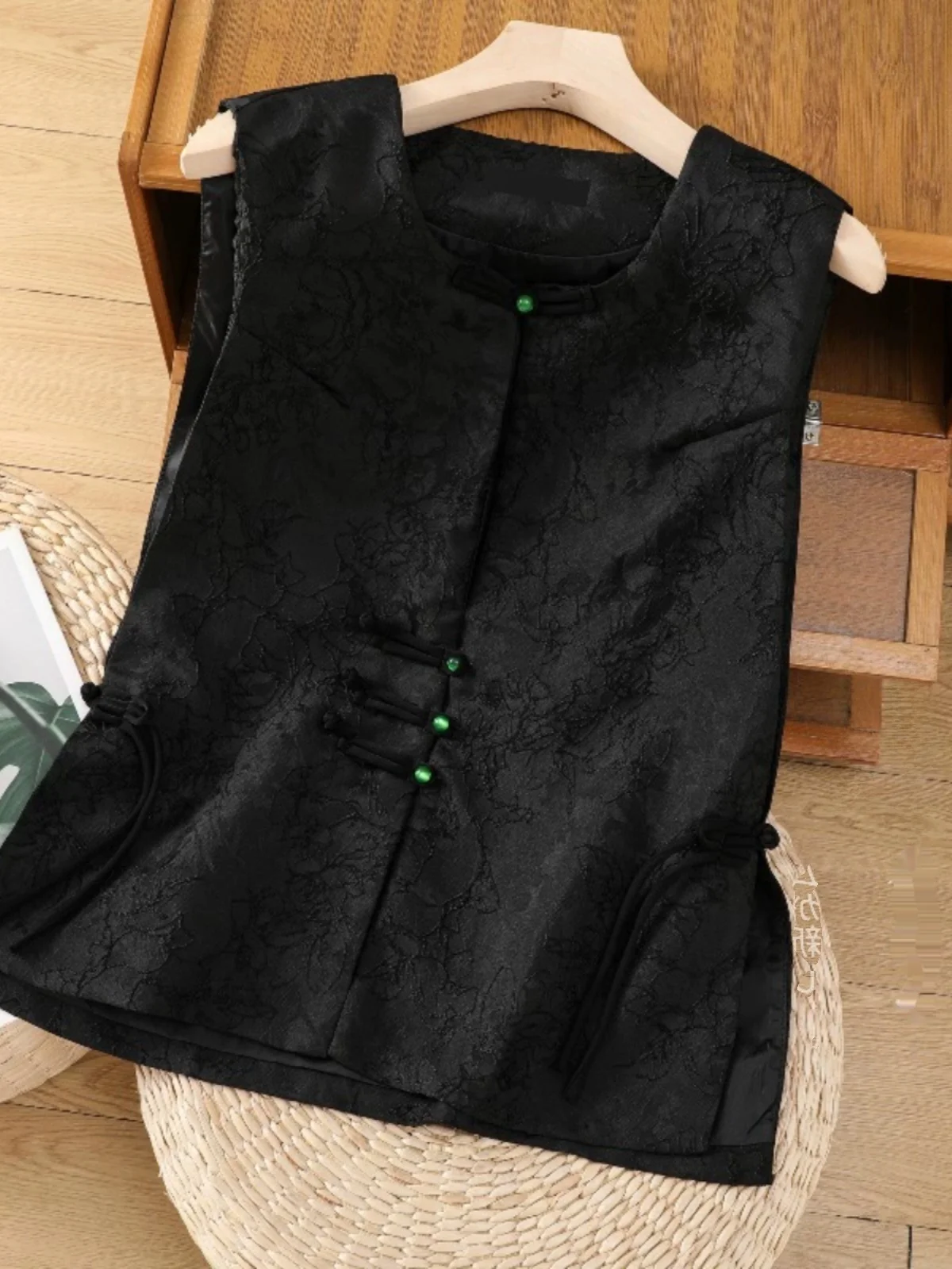 New Chinese Sle Embroidered Women's Vest Svel Open Cardigan Top Button round Ne Pure Color Commute Spring Faion
New Chinese Sle Embroidered Women's Vest Svel Open Cardigan Top Button round Ne Pure Color Commute Spring Faion
