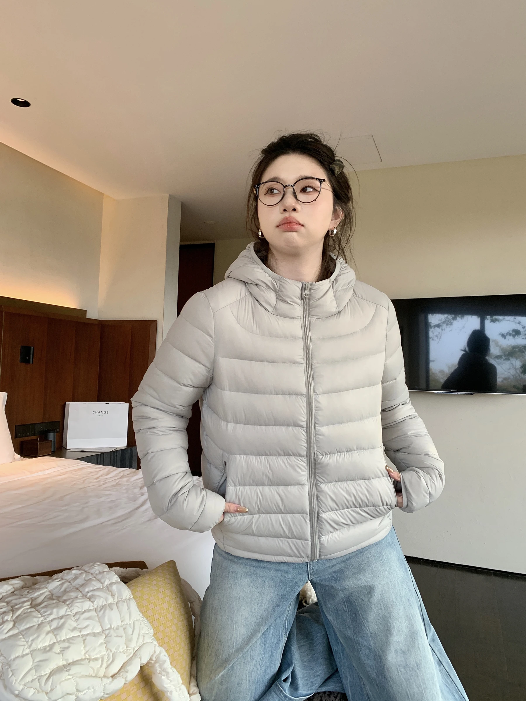 M5T6 ort Lightweight Casual Du down Jaet with Hood Thin Fog Route Zero Prure Feeling Rib Bone Design Women's Coat
M5T6 ort Lightweight Casual Du down Jaet with Hood Thin Fog Route Zero Prure Feeling Rib Bone Design Women's Coat