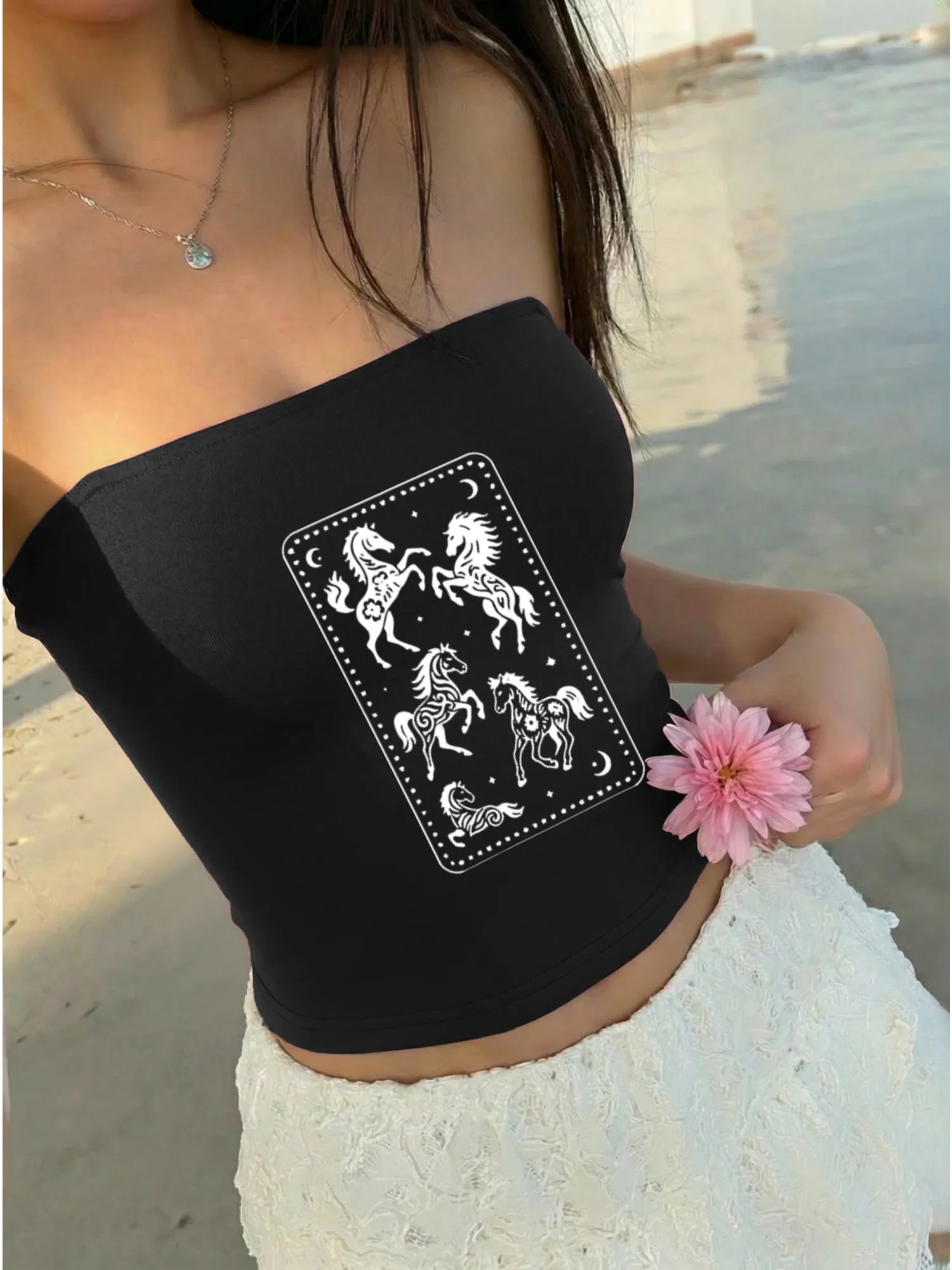 Western Horse Tarot Print Tube Top Women Slim Strapless Crop Y2K Sleeveless Camisole
Western Horse Tarot Print Tube Top Women Slim Strapless Crop Y2K Sleeveless Camisole
