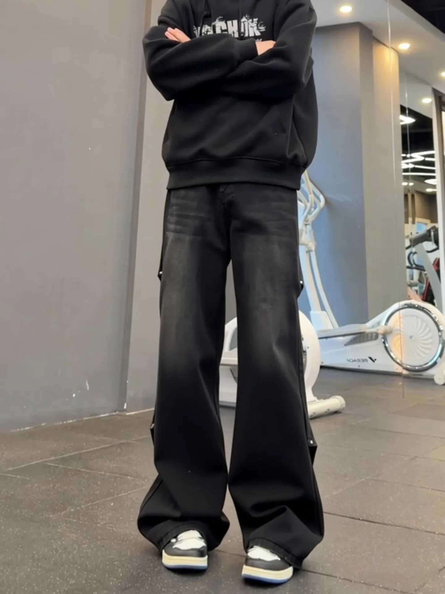 ey Bla Flared Men's Jeans Winter Rivet Pleated Design American Straight Leg Workwear Wide Leg Pants Youth Faion
ey Bla Flared Men's Jeans Winter Rivet Pleated Design American Straight Leg Workwear Wide Leg Pants Youth Faion
