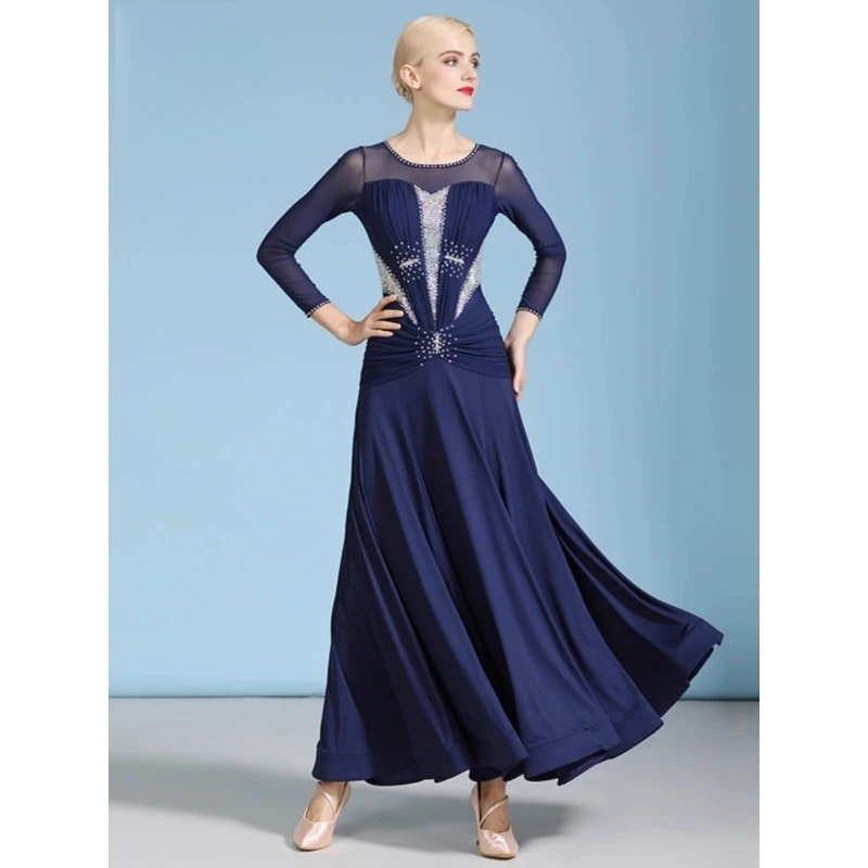 Costumes Waltz Practice Ballroom Dresses Sparkling Diamond-Encrusted Modern Dresses Ballroom
Costumes Waltz Practice Ballroom Dresses Sparkling Diamond-Encrusted Modern Dresses Ballroom