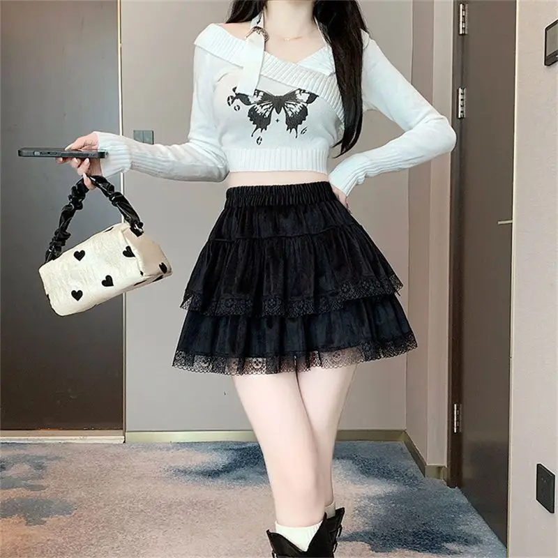 Юбки коричневые женские, комбинированные, из смешанных текстур, уникальные, выразительные, смелые, эффектные, современные, арт-декоративные, стильные, крутые, художественные.
Юбки коричневые женские, комбинированные, из смешанных текстур, уникальные, выразительные, смелые, эффектные, современные, арт-декоративные, стильные, крутые, художественные.