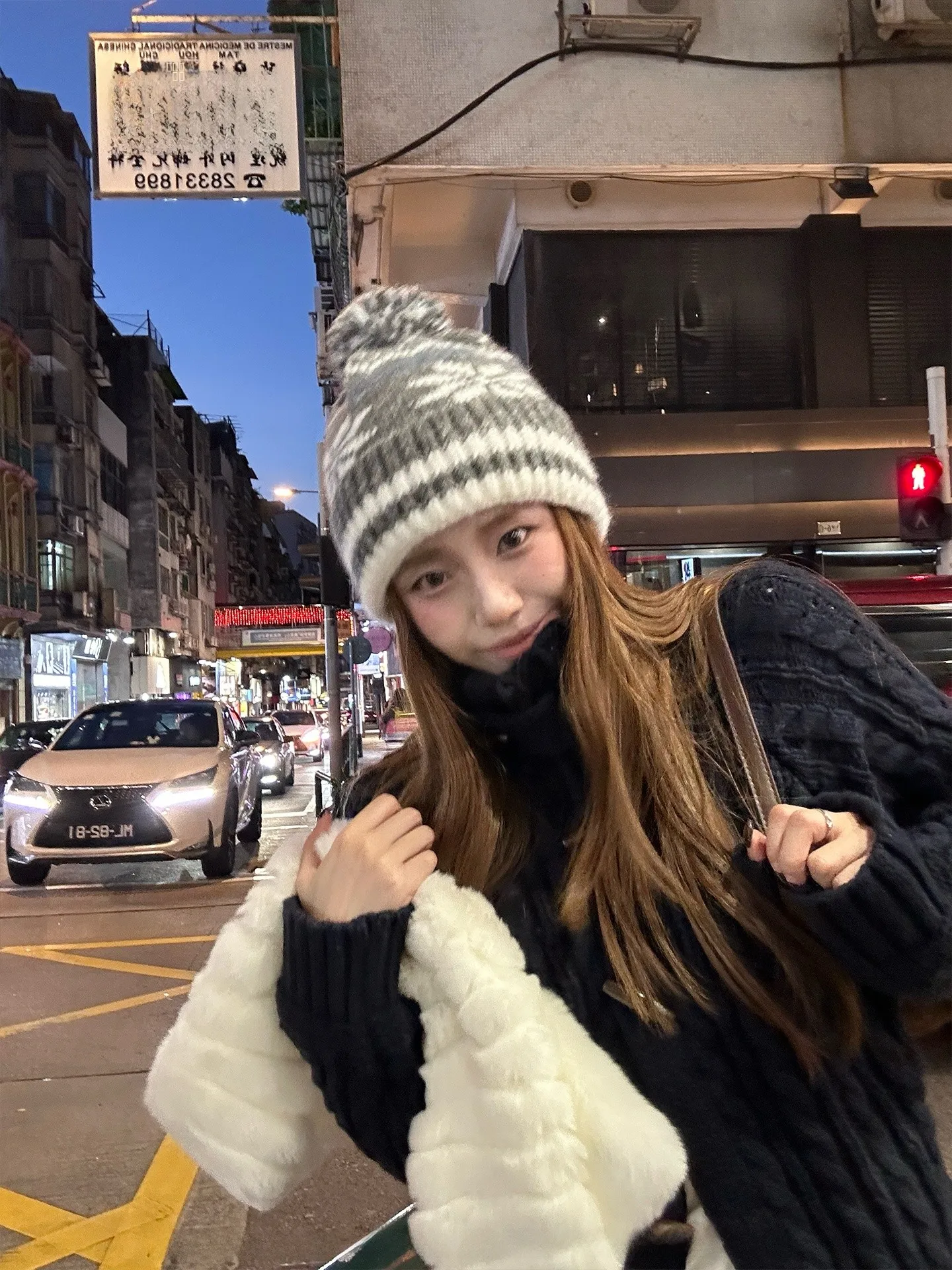 Свободный длинный кардиган-свитер с винтажным узором, осенне-зимний, цвета карамельного чая, женский вязаный кардиган на пуговицах
Свободный длинный кардиган-свитер с винтажным узором, осенне-зимний, цвета карамельного чая, женский вязаный кардиган на пуговицах