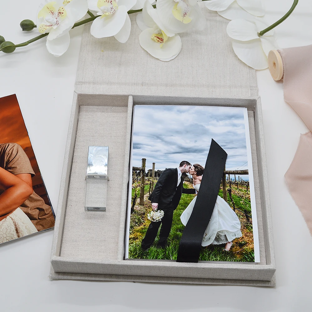 Custom 4x6inch Natural Linen Handmade Photo Box Personalized Logo Storage Case For Photos USB Flash Drives Memory Cards Wedding
Custom 4x6inch Natural Linen Handmade Photo Box Personalized Logo Storage Case For Photos USB Flash Drives Memory Cards Wedding