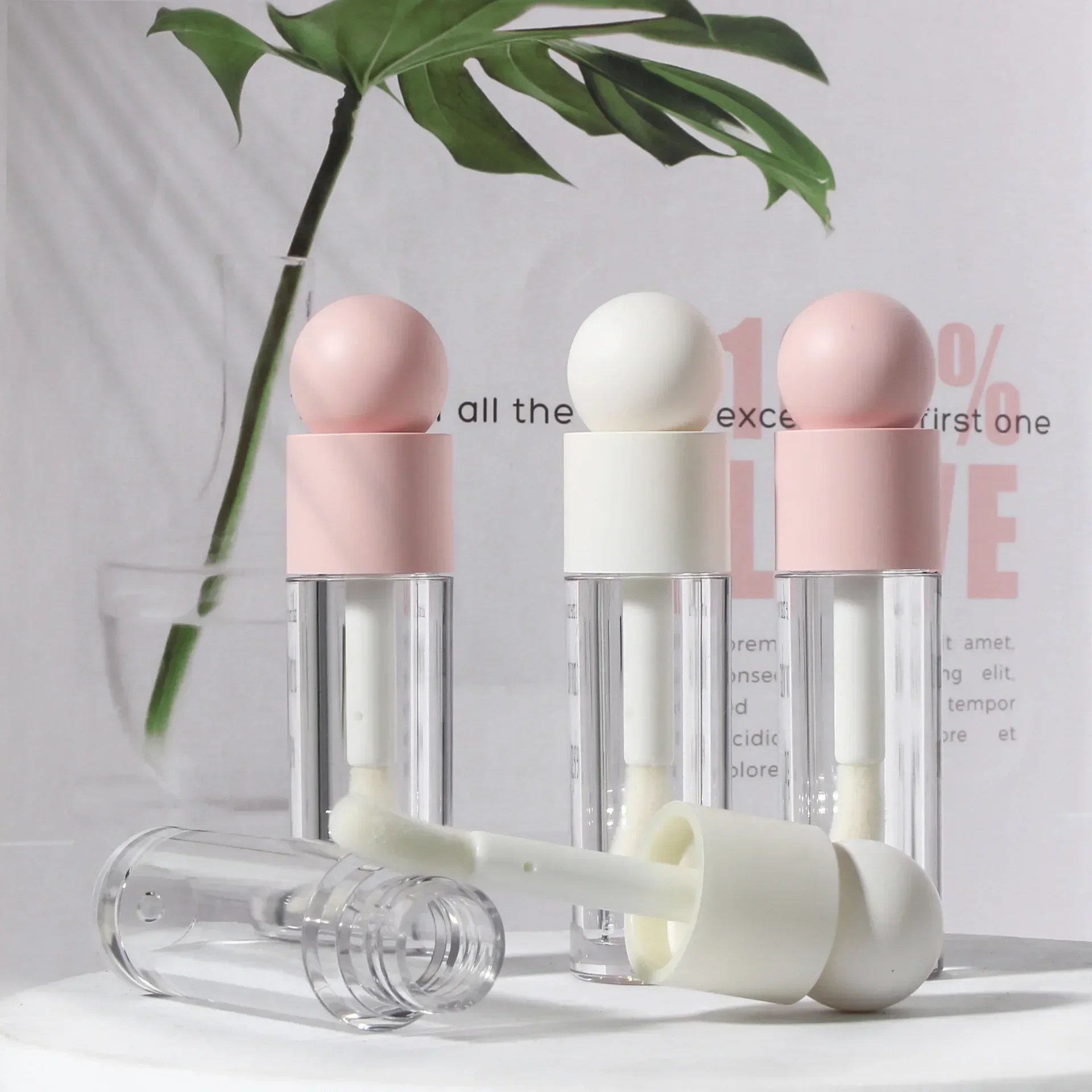5ml Lip Gloss Tube Matte Pink Clear Thick Rod Large Brush Head Bottle Makeup Mud Packaging Empty Cosmetic Material Wholesale
5ml Lip Gloss Tube Matte Pink Clear Thick Rod Large Brush Head Bottle Makeup Mud Packaging Empty Cosmetic Material Wholesale
