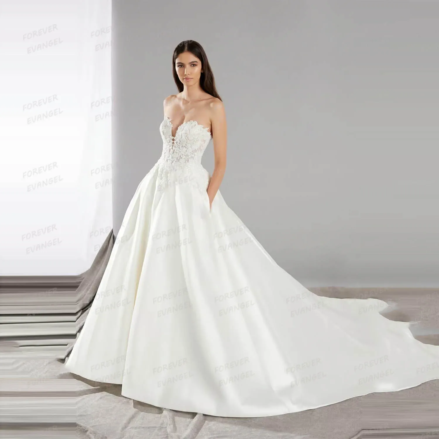 Simple Sweetheart Wedding Dresses A Line Woman's Appliques Sweep Train Elegant Backless Bride Gowns Vestidos De Novia Customized
Simple Sweetheart Wedding Dresses A Line Woman's Appliques Sweep Train Elegant Backless Bride Gowns Vestidos De Novia Customized