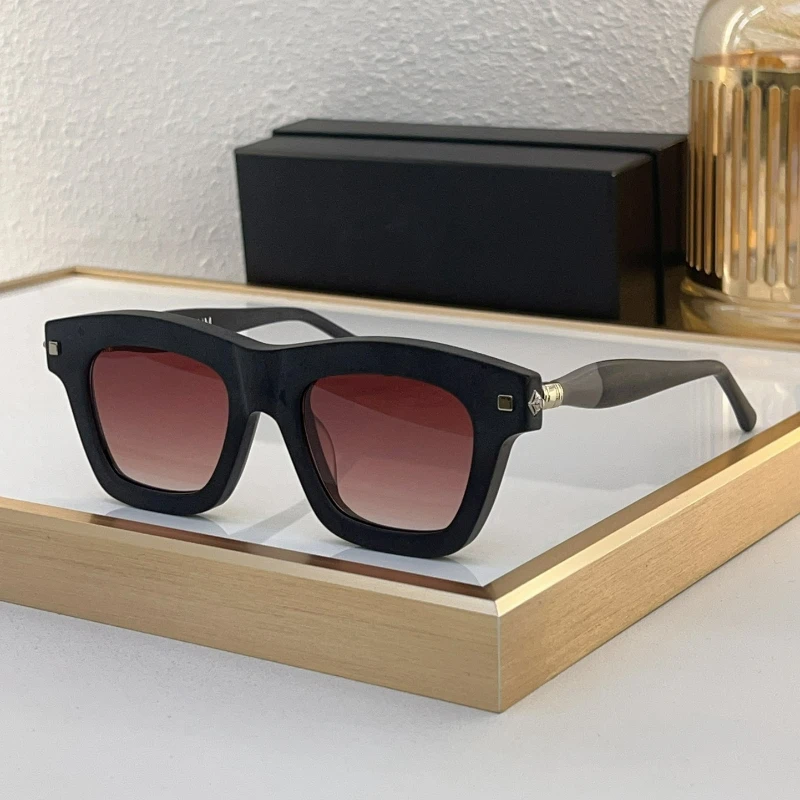 Y2K Style Germany Brand Sunglasses Maske J2 Fashion Vintage Square Glasses For Men Women Classic Eyewear Outdoor Travel Shades
Y2K Style Germany Brand Sunglasses Maske J2 Fashion Vintage Square Glasses For Men Women Classic Eyewear Outdoor Travel Shades
