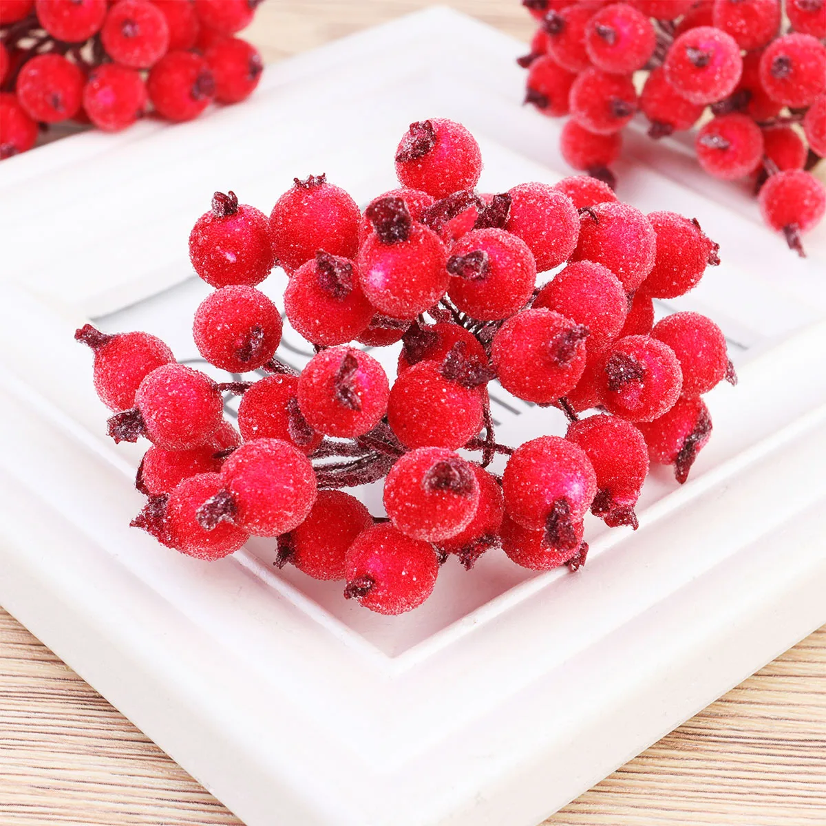 400 Pcs Artificial Berry Ornament for Christmas Decor Garland DIY Accessories Handmade Materials Holly Cherries
400 Pcs Artificial Berry Ornament for Christmas Decor Garland DIY Accessories Handmade Materials Holly Cherries