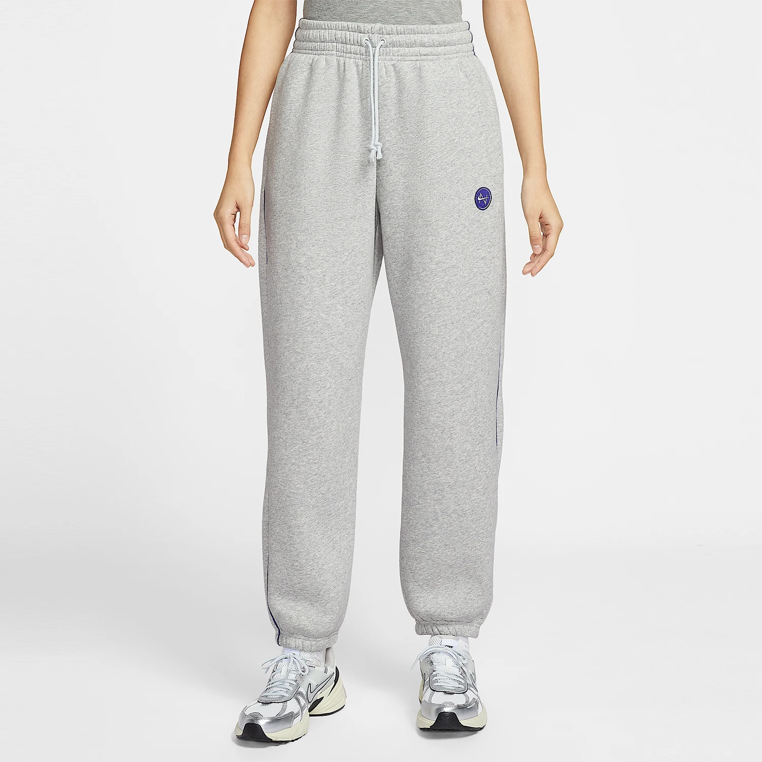 Nike Authentic Sportswear Women's Loose High-Waist Lace-Up Pants IF0255-043
Nike Authentic Sportswear Women's Loose High-Waist Lace-Up Pants IF0255-043