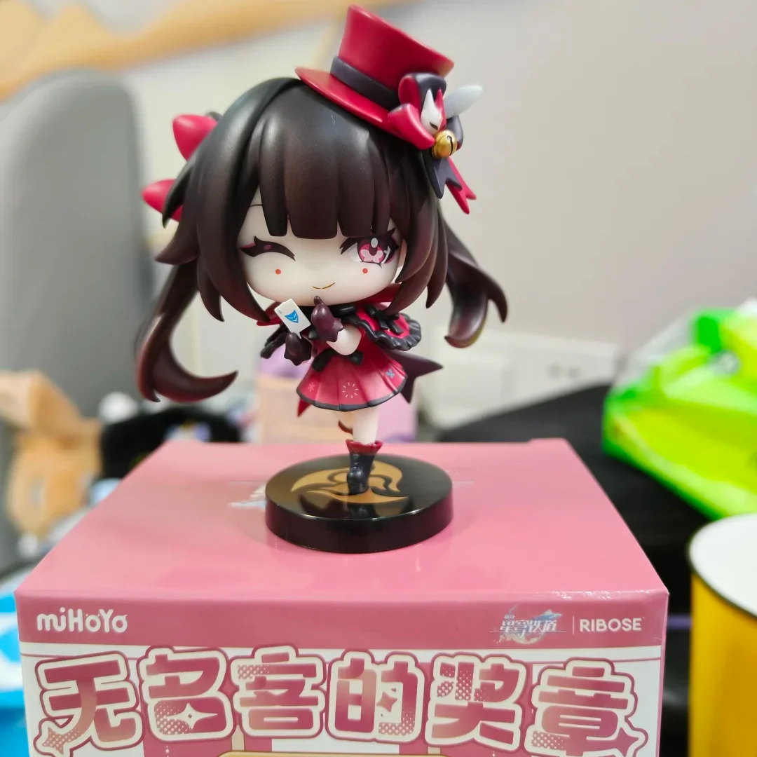Коллекционные аниме-фигурки Mihoyo Honkai: Star Rail: Серия медалей «Безымянный гость» Q-версия Авенчерин, игрушка Цзин Юань, на заказ
Коллекционные аниме-фигурки Mihoyo Honkai: Star Rail: Серия медалей «Безымянный гость» Q-версия Авенчерин, игрушка Цзин Юань, на заказ
