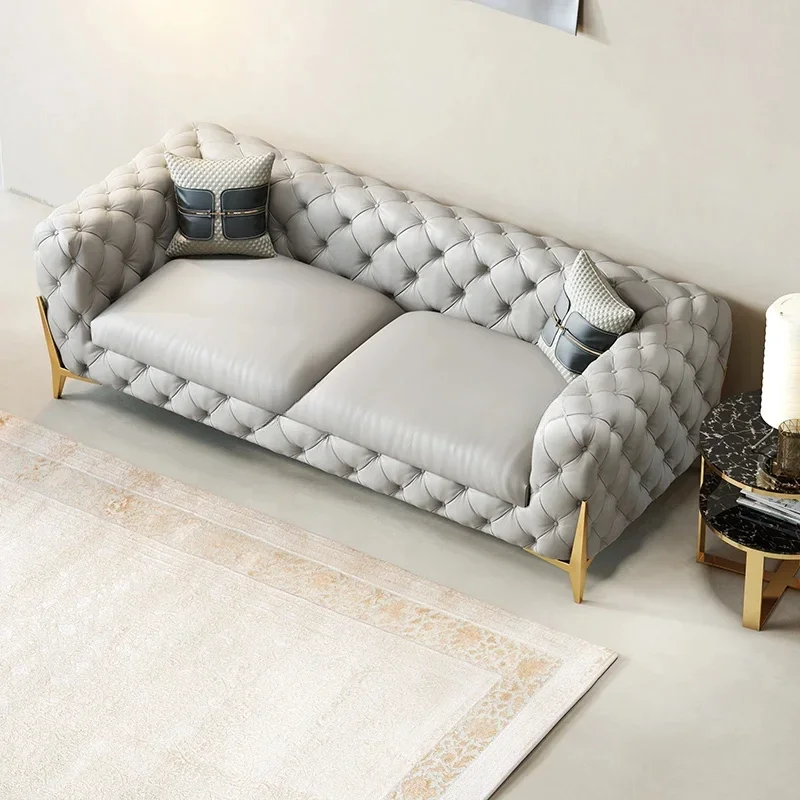 Light luxury sofa American leather sofa small apartment modern simple living room furniture three-person combination
Light luxury sofa American leather sofa small apartment modern simple living room furniture three-person combination