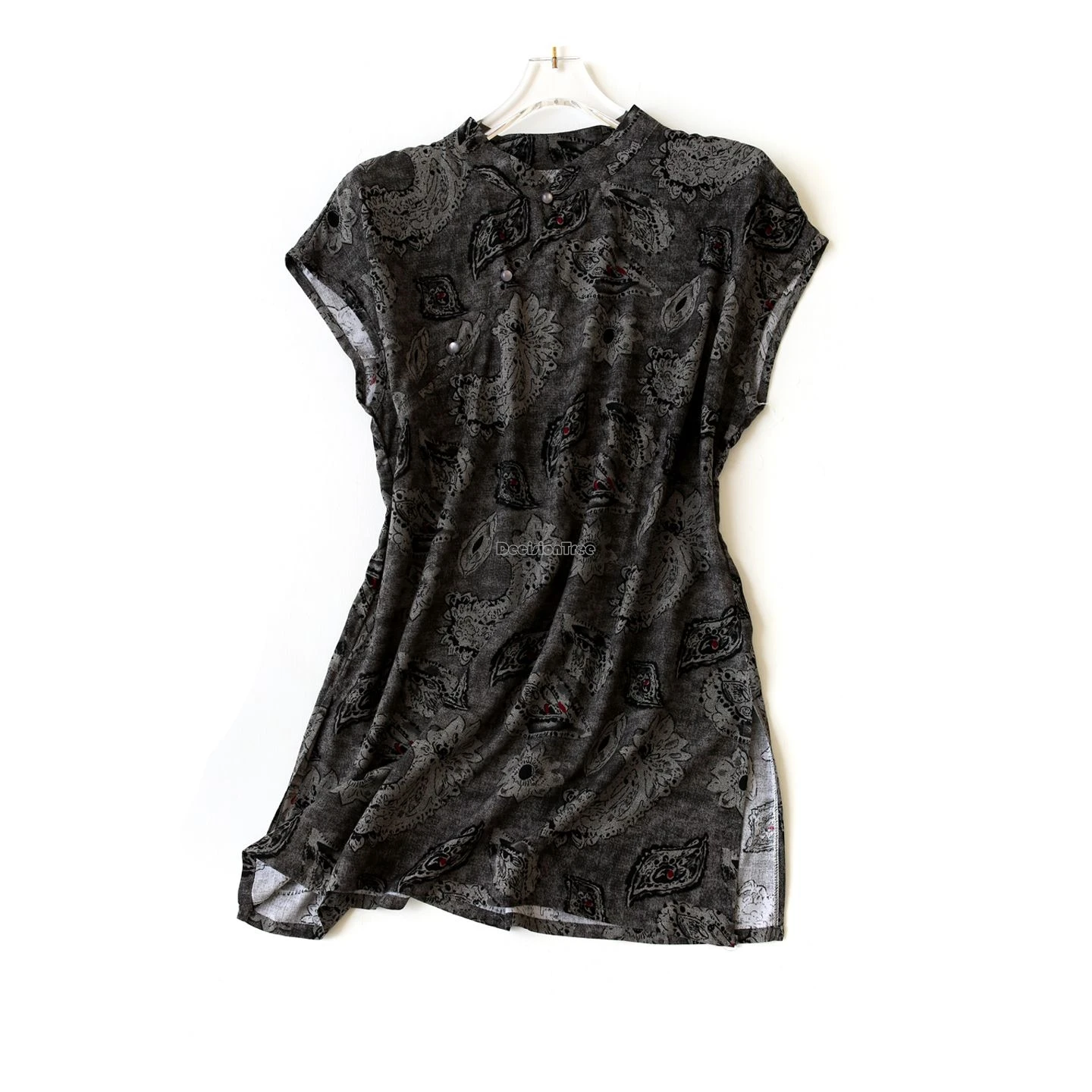2026 new chinese traditional retro style stain short sleeve stand collar cheongsam top for women casual loose printed qipao top
2026 new chinese traditional retro style stain short sleeve stand collar cheongsam top for women casual loose printed qipao top