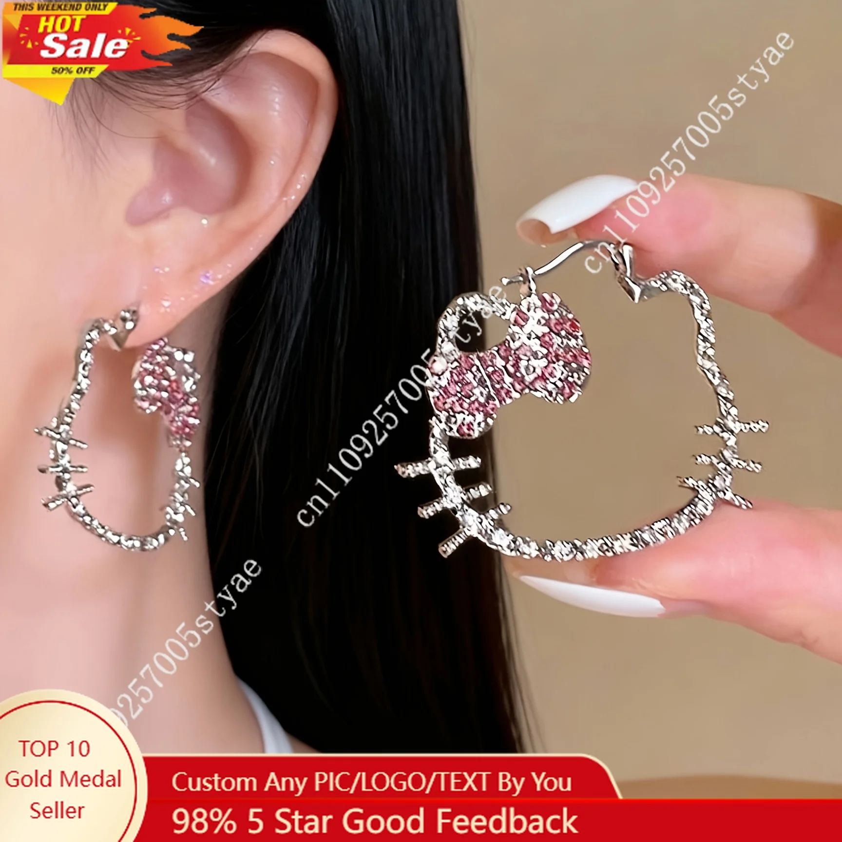 Hello Kitty Hollow-out Sparkling Rhinestone Earrings Fashionable Cute Earring Suitable for Daily Wear
Hello Kitty Hollow-out Sparkling Rhinestone Earrings Fashionable Cute Earring Suitable for Daily Wear