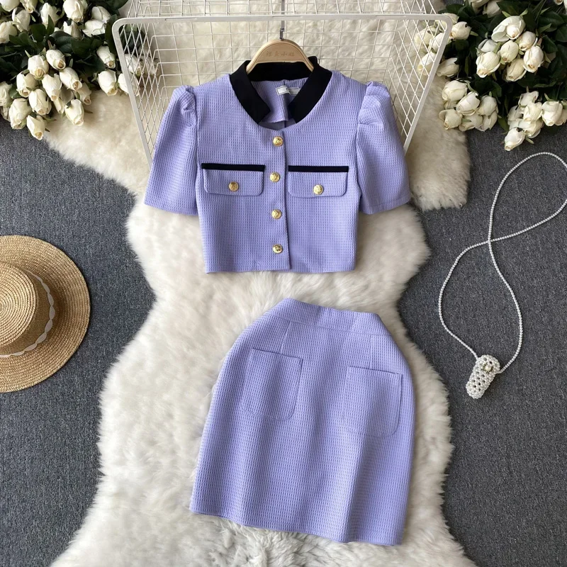 New Contrast Little Fragrance Suit for Summer Women's Stand Up Collar Short Cardigan Jacket Hip Skirt Two-piece Beautiful
New Contrast Little Fragrance Suit for Summer Women's Stand Up Collar Short Cardigan Jacket Hip Skirt Two-piece Beautiful
