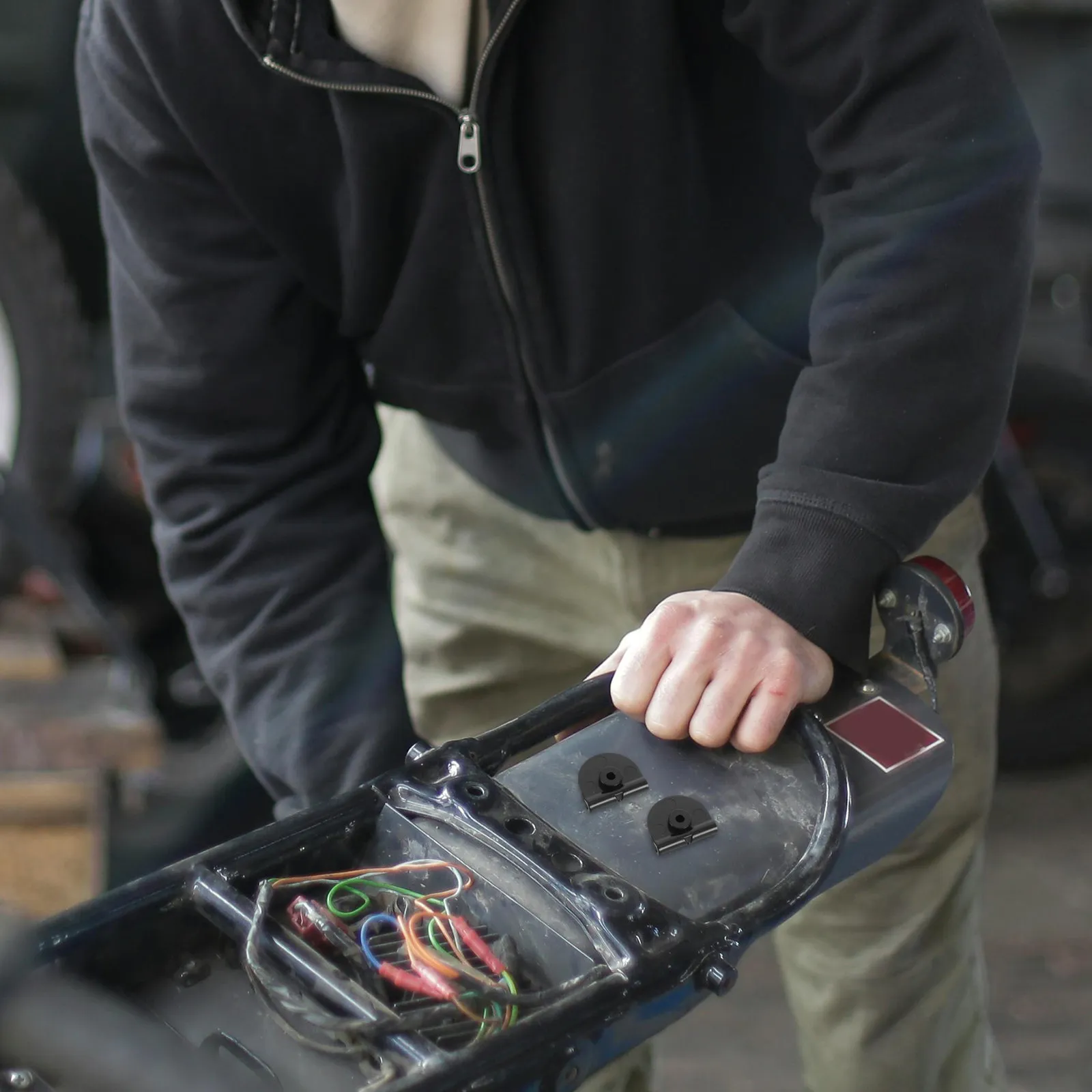 2pcs Motorcycle Side Cover Clips For Cover Fasten Clamps Durable Secure Snap Fixing Heavy Duty Motorcycle
2pcs Motorcycle Side Cover Clips For Cover Fasten Clamps Durable Secure Snap Fixing Heavy Duty Motorcycle