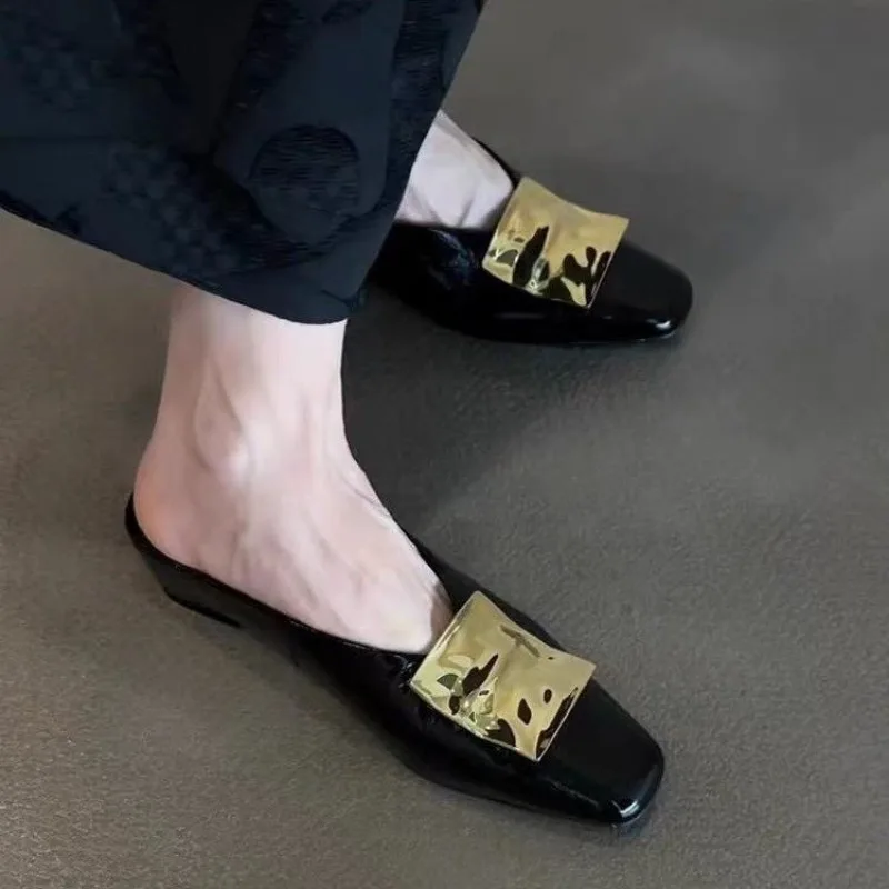 Носок с металлическими кнопками, полутапочки, женские, увеличивающие рост, с квадратной головкой, с одной ножкой, перетаскивание для ленивого человека
Носок с металлическими кнопками, полутапочки, женские, увеличивающие рост, с квадратной головкой, с одной ножкой, перетаскивание для ленивого человека