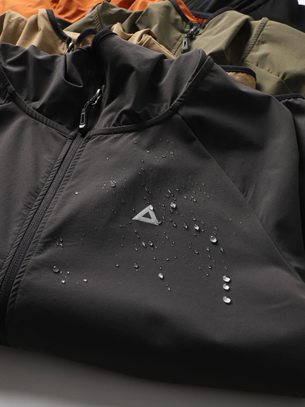 Outdoor Men's Casual Lightweight Waterproof Jaet Hooded Zipper Closure Thin Elastic Youth Spring Autumn Faion Outerwear
Outdoor Men's Casual Lightweight Waterproof Jaet Hooded Zipper Closure Thin Elastic Youth Spring Autumn Faion Outerwear