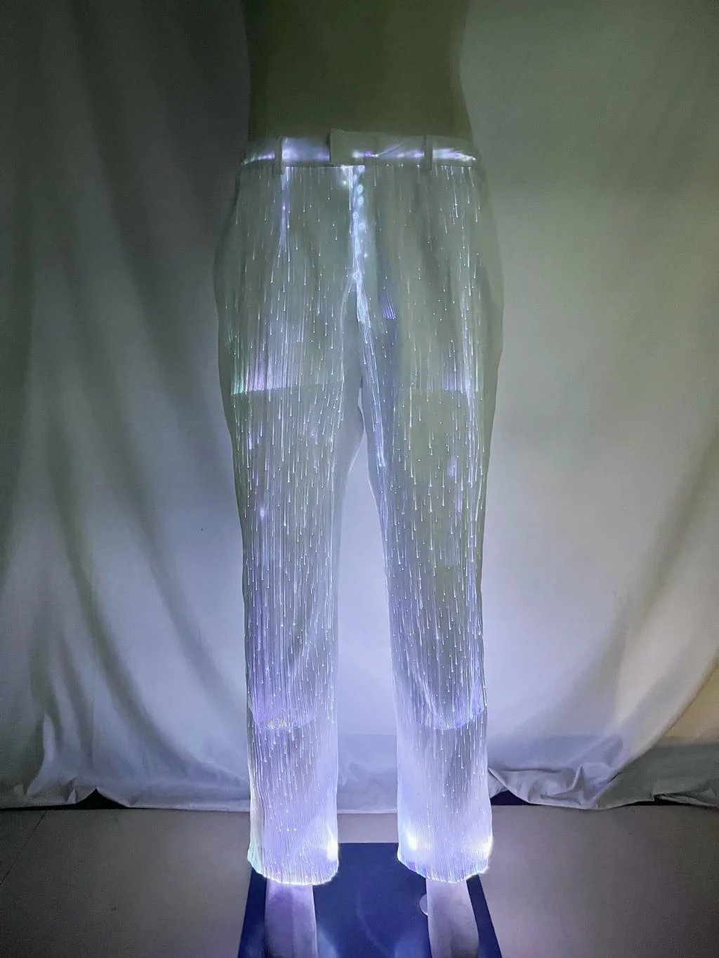 Aurora Fiber Optic Luminous Suit Pants – High-Definition Emerald Glow Performance Trousers
Aurora Fiber Optic Luminous Suit Pants – High-Definition Emerald Glow Performance Trousers