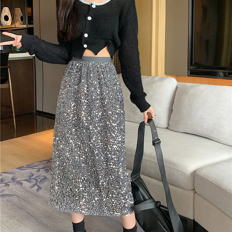 High-end Sequin Skirt Women with Slim High Waist and Hips Shiny and Shiny Hip-covering Skirt
High-end Sequin Skirt Women with Slim High Waist and Hips Shiny and Shiny Hip-covering Skirt