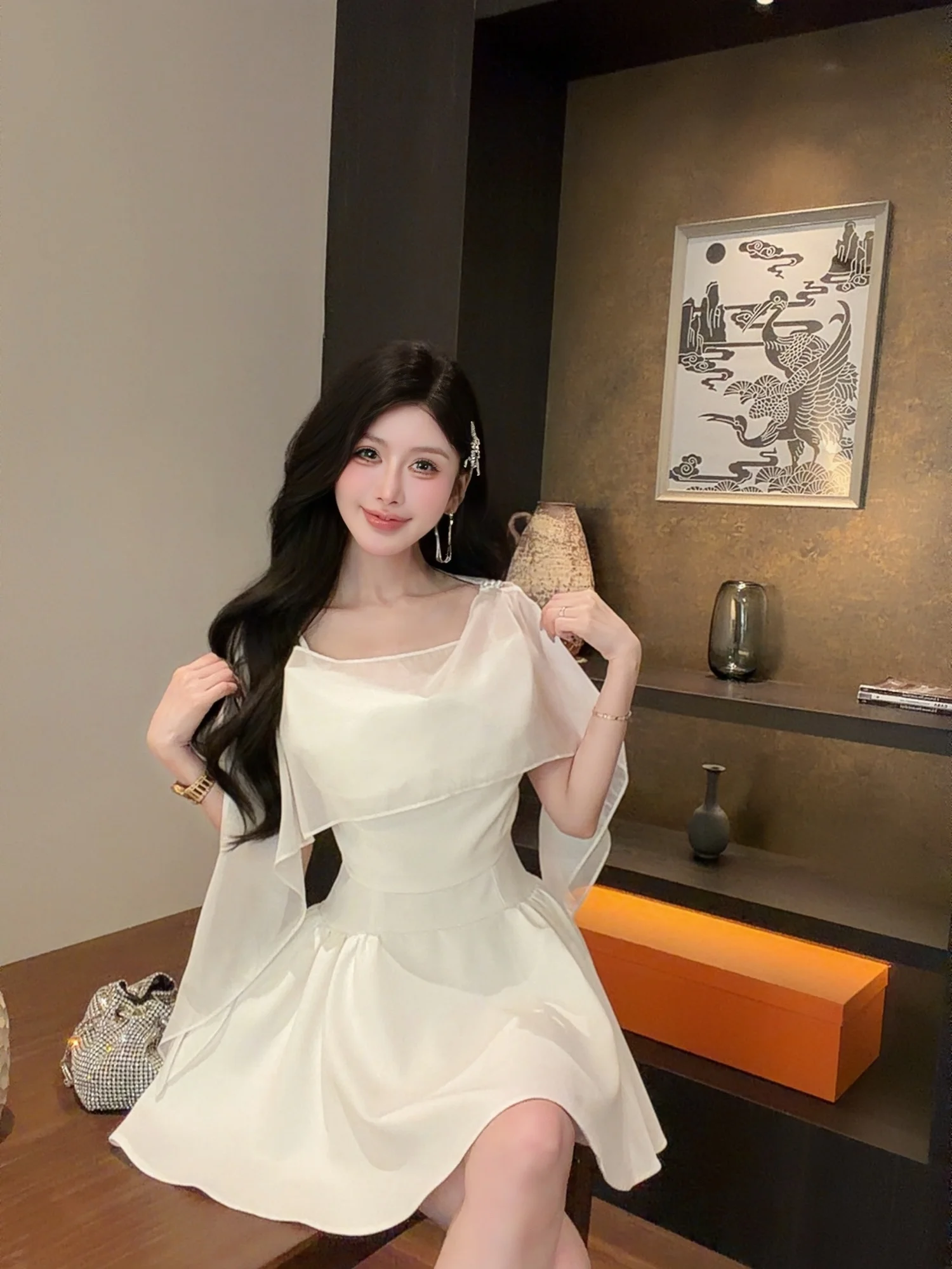 Black Gown Dream Midi Dress One Shoulder Strap Women's Style Waist Cinched French Style Cotton Blend Summer Casual A-Line Skirt
Black Gown Dream Midi Dress One Shoulder Strap Women's Style Waist Cinched French Style Cotton Blend Summer Casual A-Line Skirt