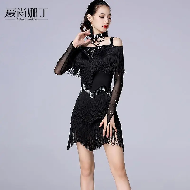 Latin Dance Performance Costume Professional Competition Skirt Female Adult New Sexy Tassel Dance Dress
Latin Dance Performance Costume Professional Competition Skirt Female Adult New Sexy Tassel Dance Dress