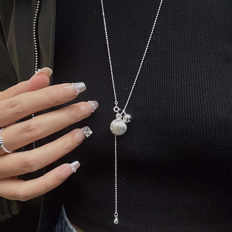 Длинная матовая цепочка для свитера с высокими бусинами, стерлинговое серебро S925, регулируемые шарики, кулон, блестящее ожерелье
Длинная матовая цепочка для свитера с высокими бусинами, стерлинговое серебро S925, регулируемые шарики, кулон, блестящее ожерелье